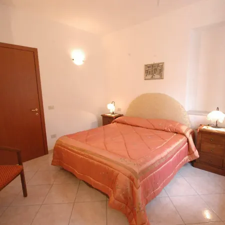 Case Vacanze Angiola Holiday home *