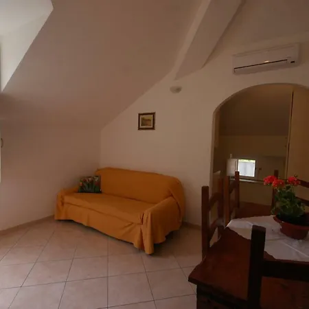 Case Vacanze Angiola Holiday home *